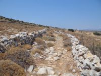 Lesser Cyclades - Iraklia  - Path to Merichas