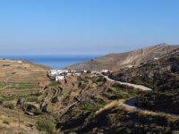Ο μικρός οικισμός Χαλανδριανή στη βόρεια πλευρά της Σύρου