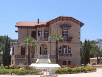 The Tsiropina mansion in Posidonia